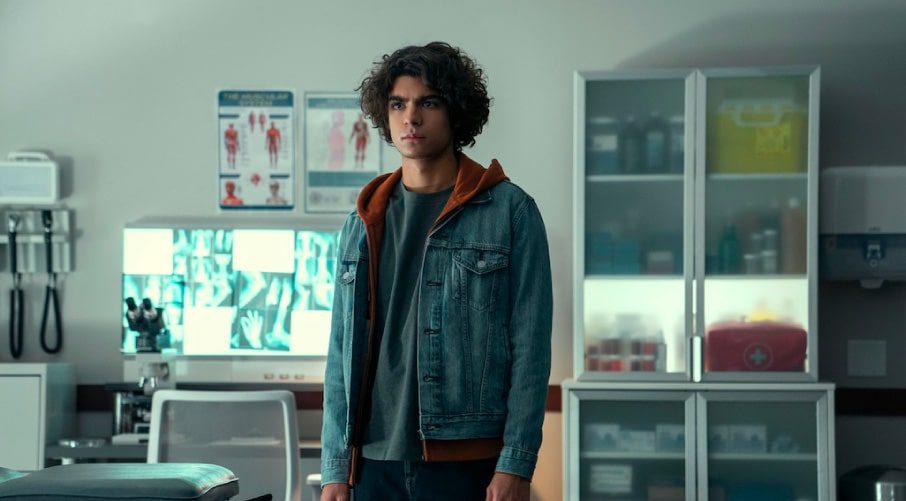 Los Imperfectos Netflix Temporada 1 personajes Juan Ruiz.